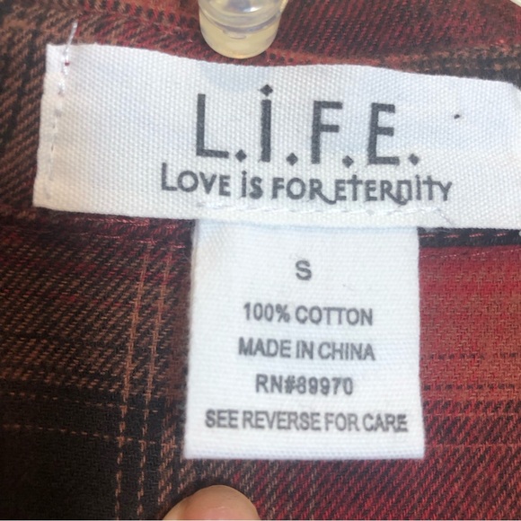 L.i.F.E. Love Is For Eternity Flannel Button Down Blouse. Size S - Picture 3 of 8